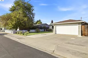 36054 Rosewood Dr, Newark, CA 94560 - Photo 6