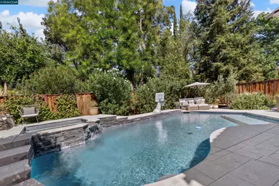 689 Summerwood Dr, Brentwood, CA 94513 - Photo 2