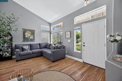 689 Summerwood Dr, Brentwood, CA 94513 - Photo 4