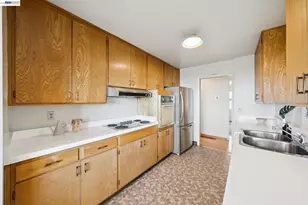 81 Colgett Dr, Oakland, CA 94619 - Photo 14