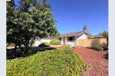 119 Clear Creek Ct, Martinez, CA 94553 - Photo 6