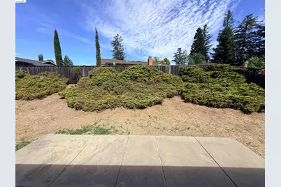 119 Clear Creek Ct, Martinez, CA 94553 - Photo 38