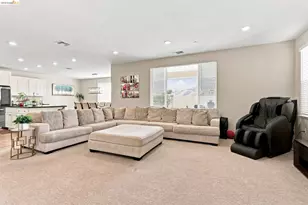 2521 Elan Pl, Fairfield, CA 94533 - Photo 24
