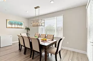 2521 Elan Pl, Fairfield, CA 94533 - Photo 30