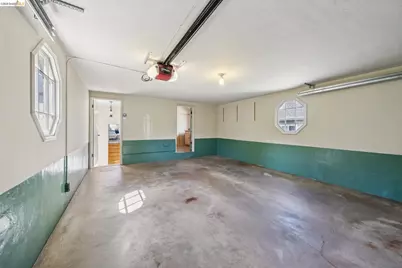 5235 Harbord Dr, Oakland, CA 94618 - Photo 82