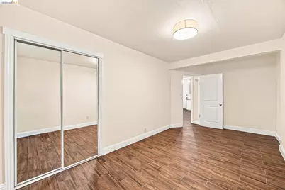 1324 Fitzgerald St, Oakland, CA 94608 - Photo 40