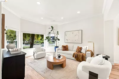 1324 Fitzgerald St, Oakland, CA 94608 - Photo 4