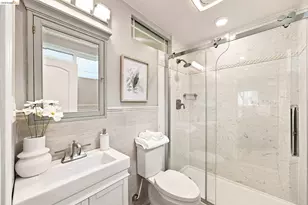 1324 Fitzgerald St, Oakland, CA 94608 - Photo 30