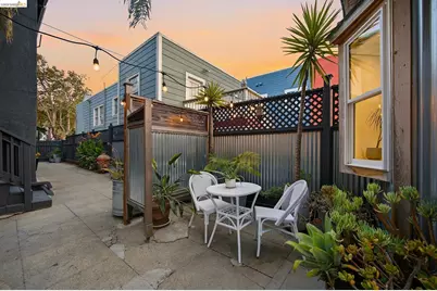 1324 Fitzgerald St, Oakland, CA 94608 - Photo 58