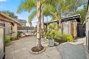 1324 Fitzgerald St, Oakland, CA 94608 - Photo 66