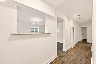 1324 Fitzgerald St, Oakland, CA 94608 - Photo 48