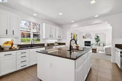 8307 Saturn Park Dr, San Ramon, CA 94582 - Photo 18