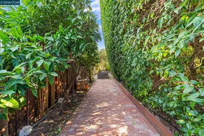 5849 Mitchell Canyon Ct, Clayton, CA 94517 - Photo 56