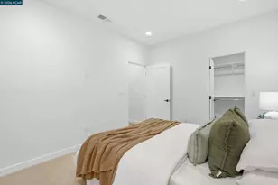 3937 Haines St, San Diego, CA 92109 - Photo 40