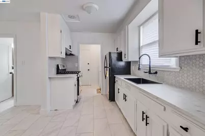 3019 Florida St, Oakland, CA 94602 - Photo 2