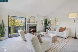 6480 Oakwood Dr, Oakland, CA 94611 - Photo 2
