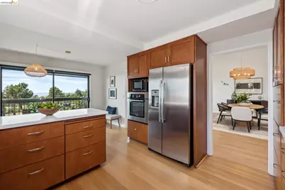 14 Hillcrest Ct, Oakland, CA 94619 - Photo 24