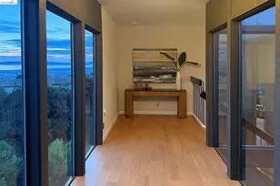 14 Hillcrest Ct, Oakland, CA 94619 - Photo 4