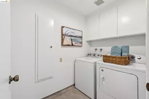 14 Hillcrest Ct, Oakland, CA 94619 - Photo 56