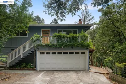 6625 Thornhill Dr, Oakland, CA 94611 - Photo 1