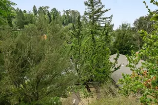 6625 Thornhill Dr, Oakland, CA 94611 - Photo 32