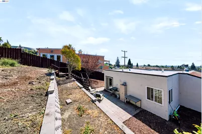 17198 Roberto St, Castro Valley, CA 94546 - Photo 28