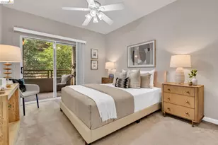 320 Caldecott, Oakland, CA 94618 - Photo 16