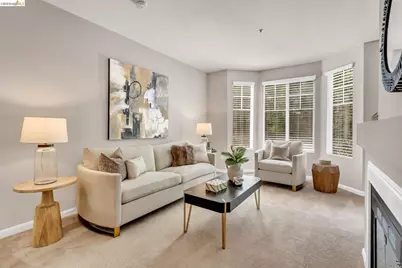 320 Caldecott #217, Oakland, CA 94618 - Photo 12