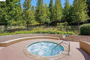 320 Caldecott, Oakland, CA 94618 - Photo 30