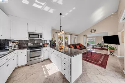 2106 Grackle Ct, Union City, CA 94587 - Photo 10