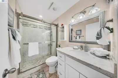 2106 Grackle Ct, Union City, CA 94587 - Photo 16