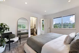 5949 Alhambra Ave, Oakland, CA 94611 - Photo 32