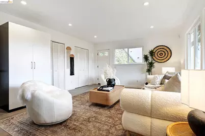 5949 Alhambra Ave, Oakland, CA 94611 - Photo 36