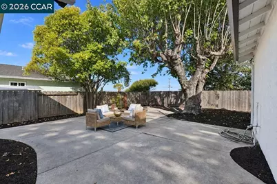 2261 Del Monte Dr, San Pablo, CA 94806 - Photo 20
