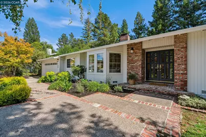 139 Hodges Dr, Moraga, CA 94556 - Photo 2