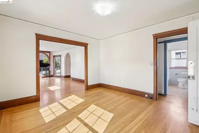2144 Oregon St, Berkeley, CA 94705 - Photo 12