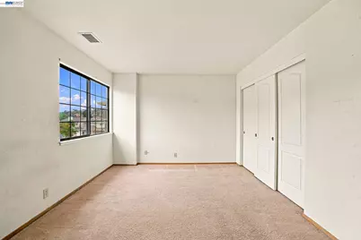 4934 Stoneridge Rd, Oakland, CA 94605 - Photo 24