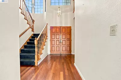 4934 Stoneridge Rd, Oakland, CA 94605 - Photo 4