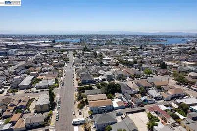 1723 21st Ave, Oakland, CA 94606 - Photo 14