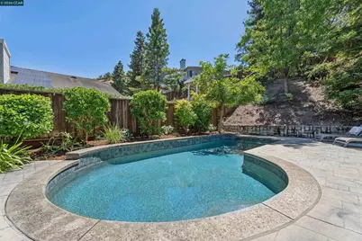 225 Valley Glen Ln, Martinez, CA 94553 - Photo 44