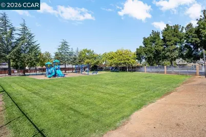 5725 Del Trigo Ln, Concord, CA 94521 - Photo 52