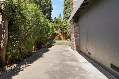 9107 Yount Court, Elk Grove, CA 95624 - Photo 28