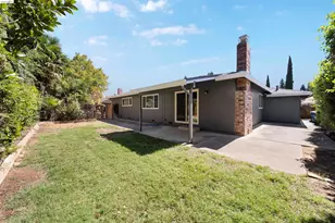 9107 Yount Ct, Elk Grove, CA 95624 - Photo 24