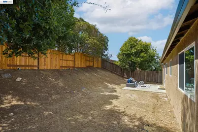 113 De Paul Dr, Vallejo, CA 94589 - Photo 34