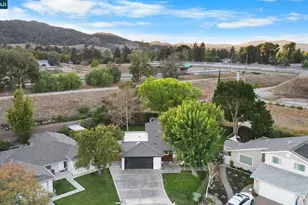 3974 Mt Rainier Ct, Pleasanton, CA 94588 - Photo 32