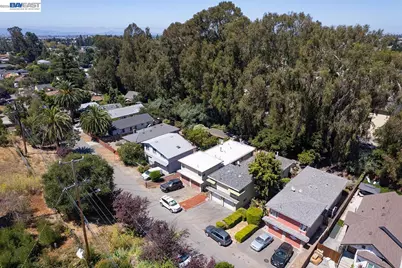 3211 Courtland Ave, Oakland, CA 94619 - Photo 10
