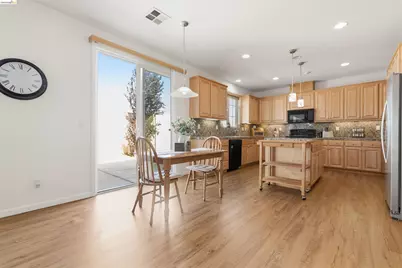 9569 California Oak Cir, Patterson, CA 95363 - Photo 18