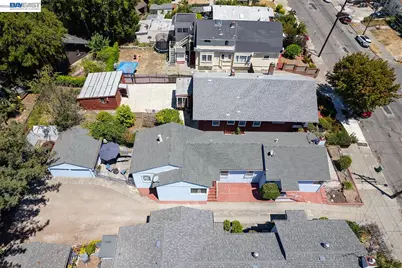 2533 19th Ave, Oakland, CA 94606 - Photo 10