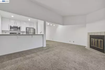 1511 Four Oaks Cir, San Jose, CA 95131 - Photo 12