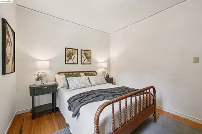 6309 Pinehaven Rd, Oakland, CA 94611 - Photo 28